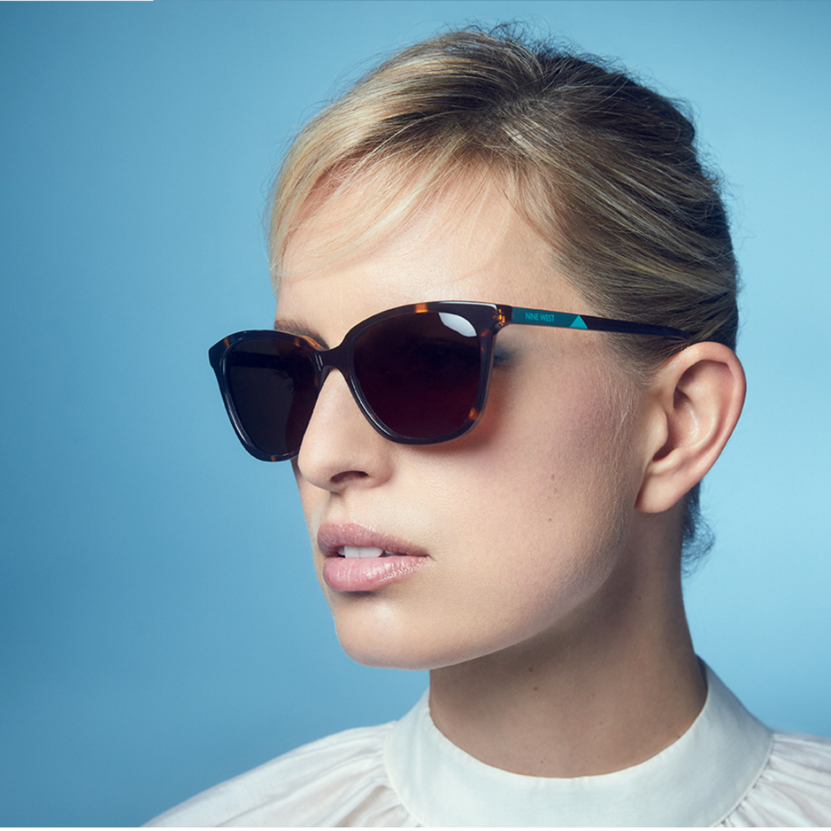 nine_west_2.png?crop=center&  display picture 3