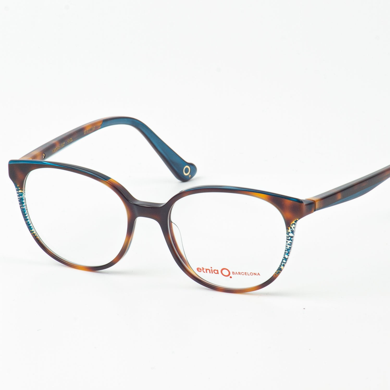 Etnia Barcelona Eyewear Model Hannah Bay Colour HVBL