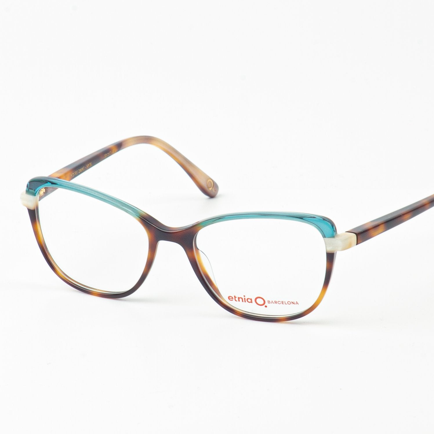 Etnia Barcelona Eyewear Model Notre Dame Colour HVBL